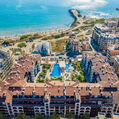 Boutique Rose Gardens 帕莫瑞