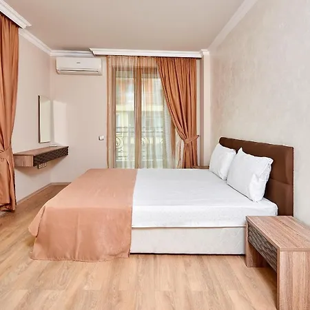 Boutique Rose Gardens