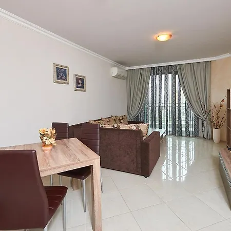 公寓式酒店 Boutique Rose Gardens 帕莫瑞