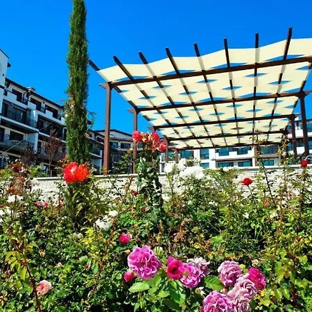 Aparthotel Boutique Rose Gardens Pomorie