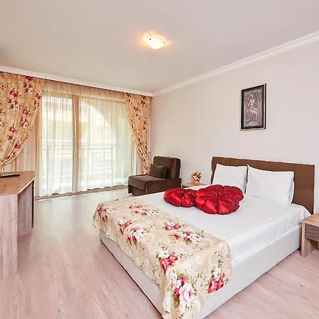 Aparthotel Boutique Rose Gardens