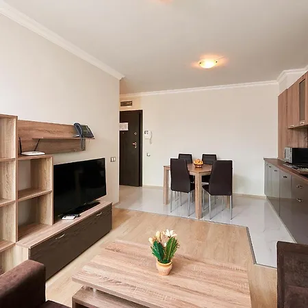 Aparthotel Boutique Rose Gardens 4*