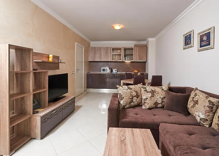 Boutique Rose Gardens 公寓式酒店